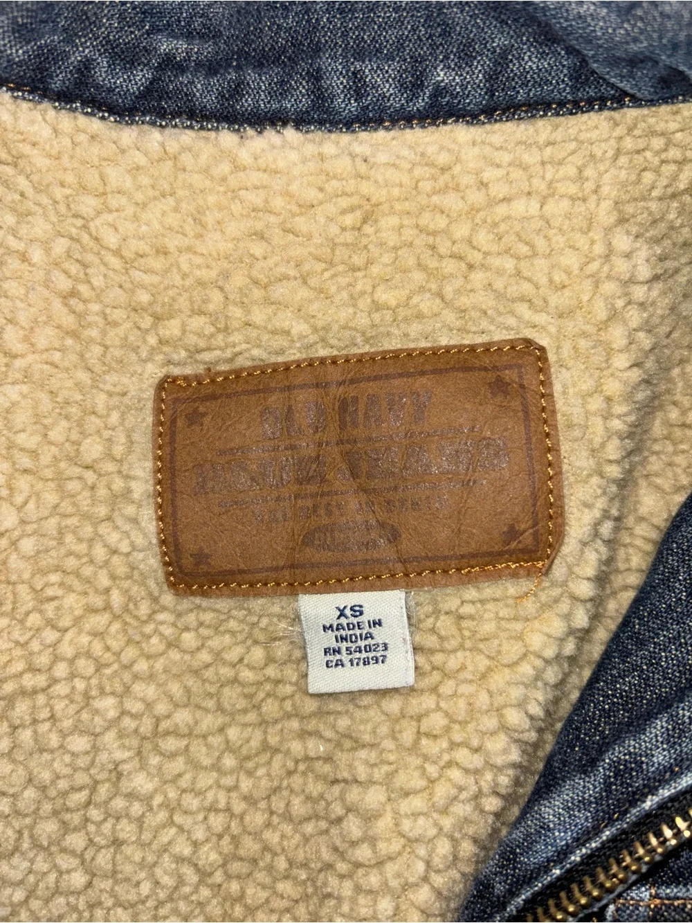 Old Navy Blue Denim Jacket with Sherpa Interior Size XS